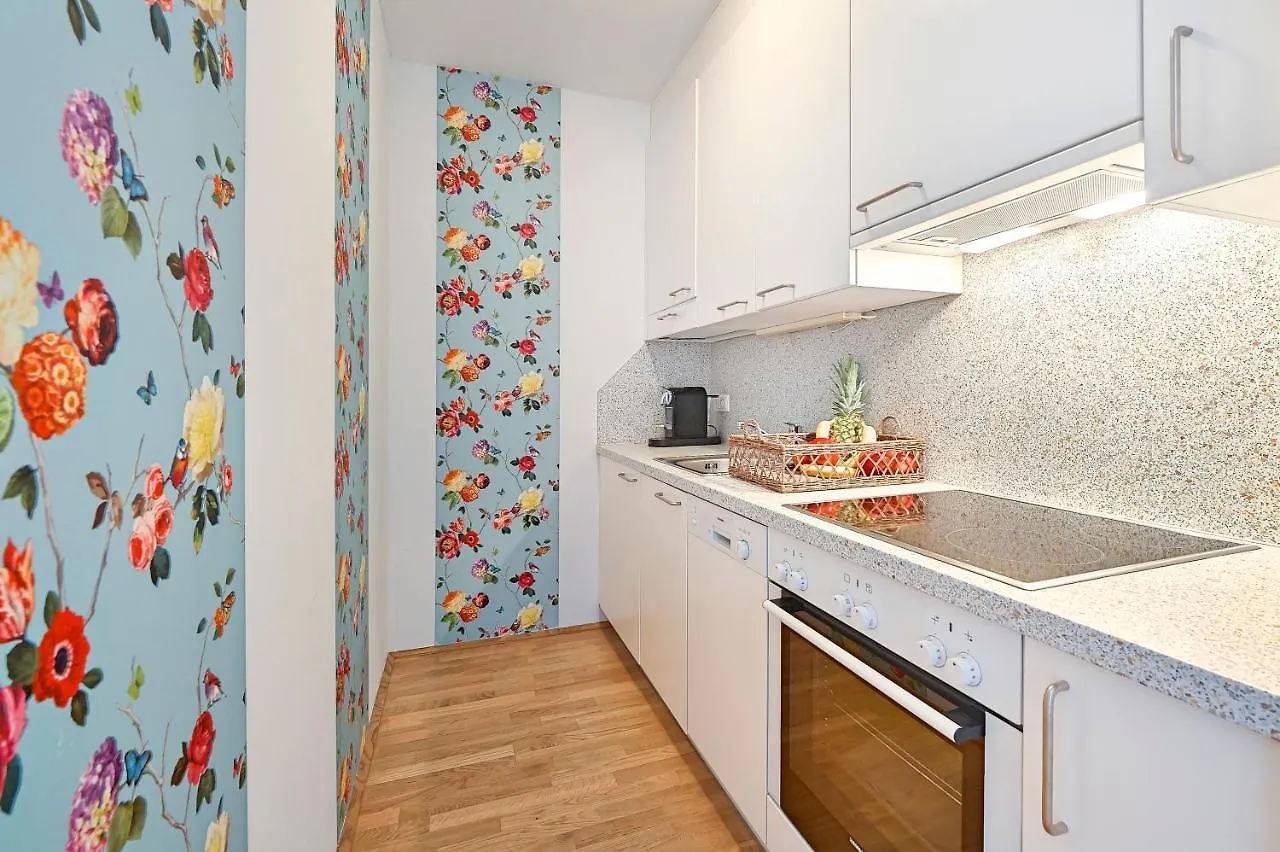 Peaceful Belvedere Apartment In Safe, Quiet & Central Location Viena